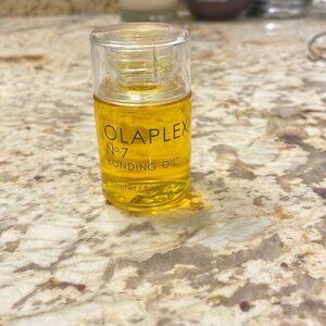 Olaplex number 7 bonding oil